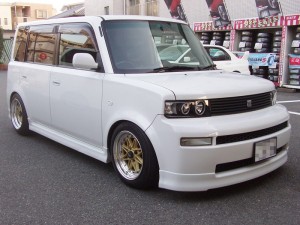 TOYOTA bB