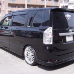 トヨタ　VOXY